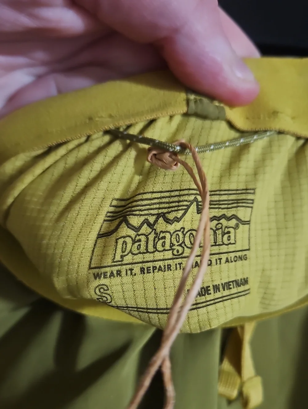 Patagonia Men's Multi Trails Shorts: GRAZE GREEN: NEW WITH TAGS: SIZE SMALL